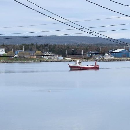 The Harbourside Inn Port Union Экстерьер фото